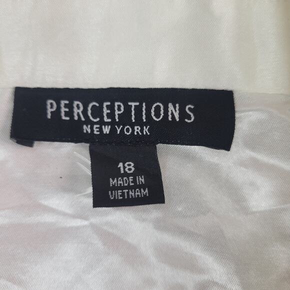 Perceptions New York Blazer and Skirt Set - Size 18 - Picture 6 of 9